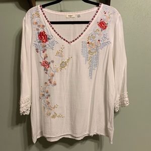 Dylan embroidered top